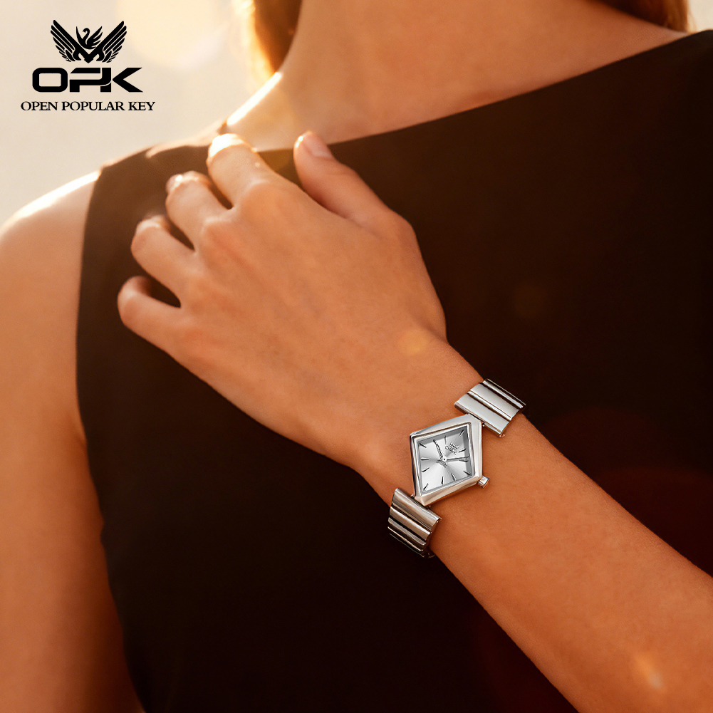 OPK 6082 Elegance Women Quartz - đánh giá và giá Stainless Bracelet Diver